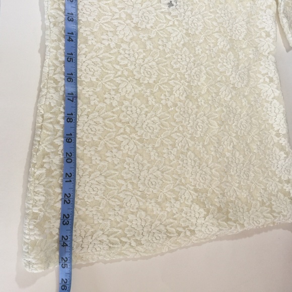 😊 BANANA REPUBLIC 3/4 Sleeve Sheer Ivory Top - Picture 8 of 8